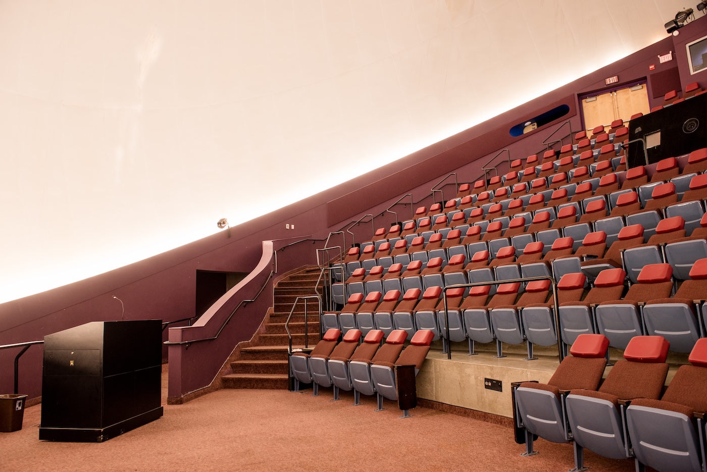 Tien Megadome Theater